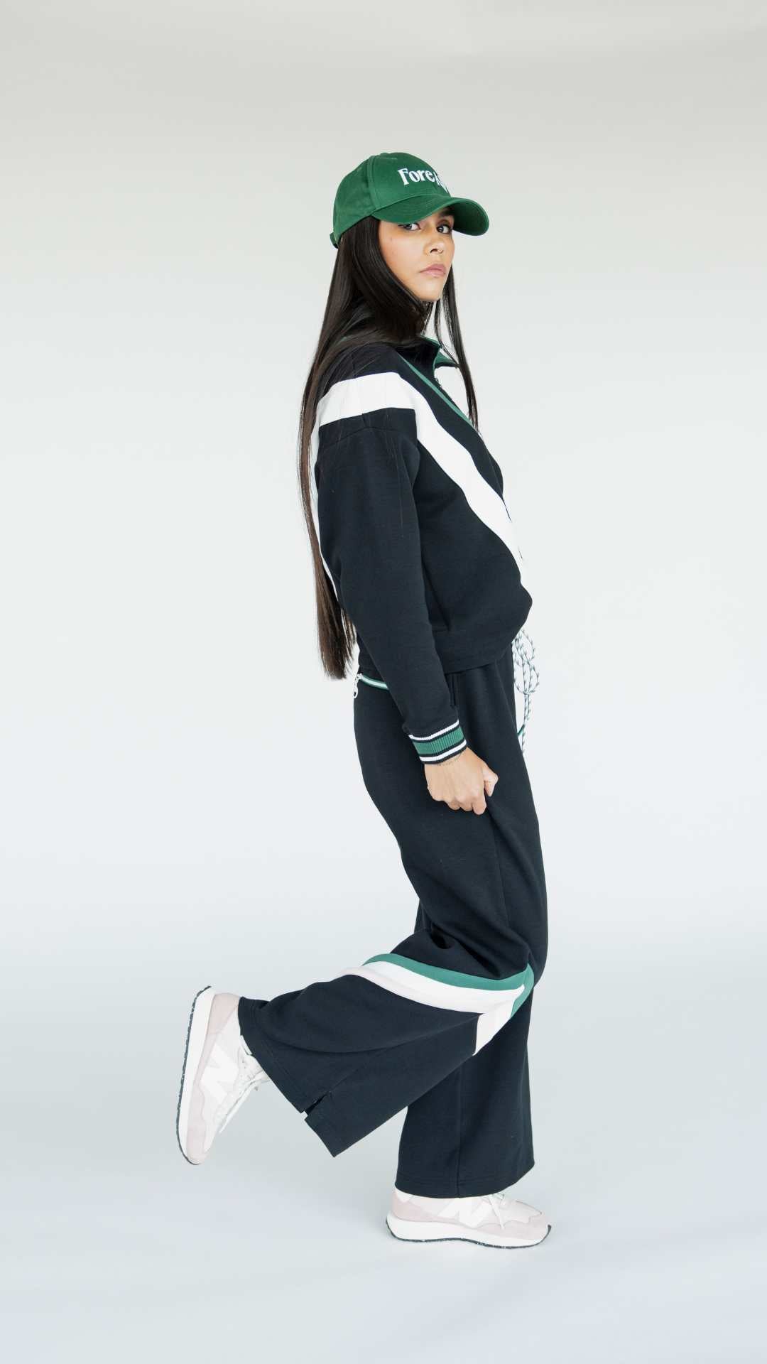 Suie Sweatpant - Black