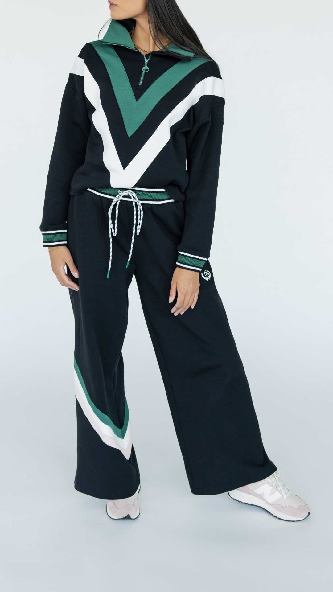 Suie Sweatpant - Black