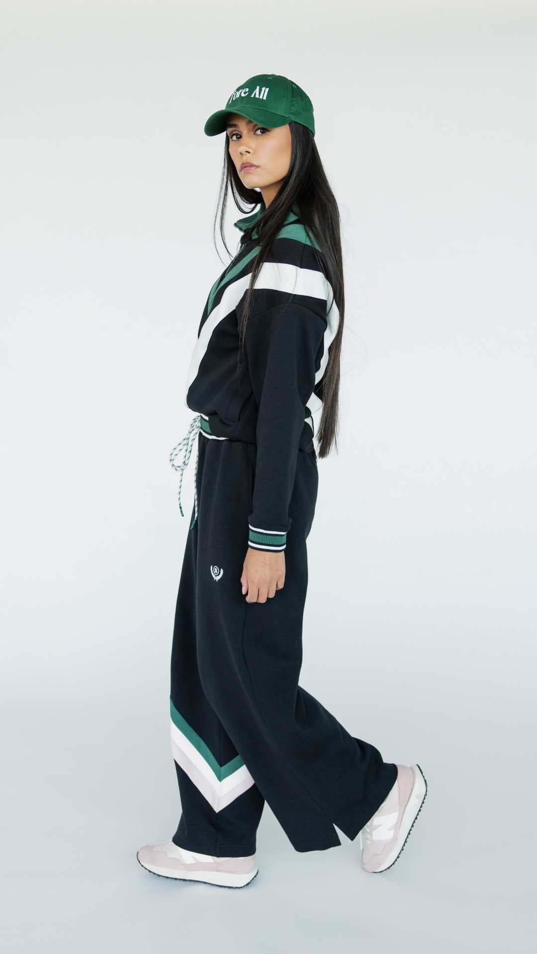 Suie Sweatshirt - Black
