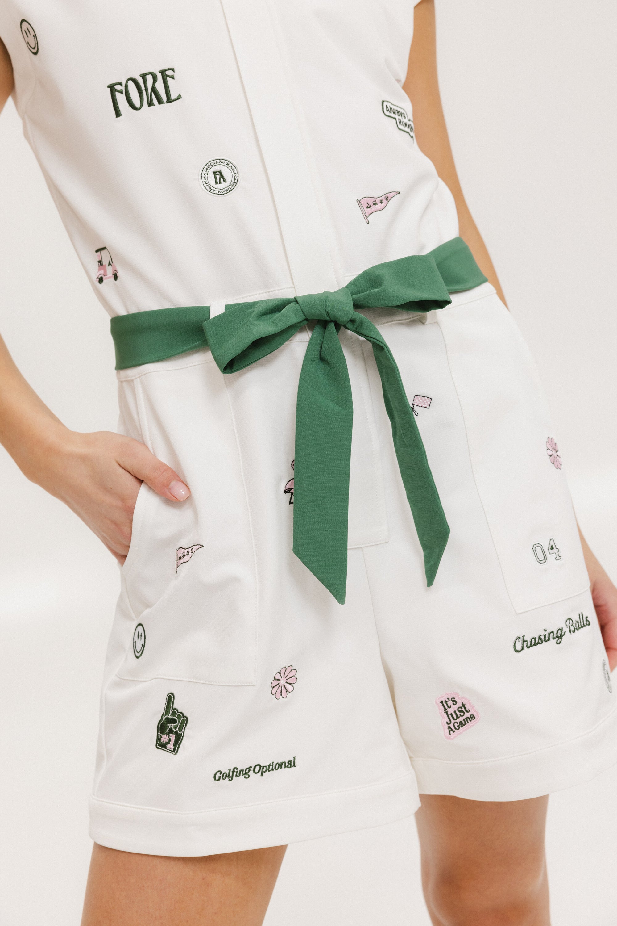 Danny Romper - White Icon